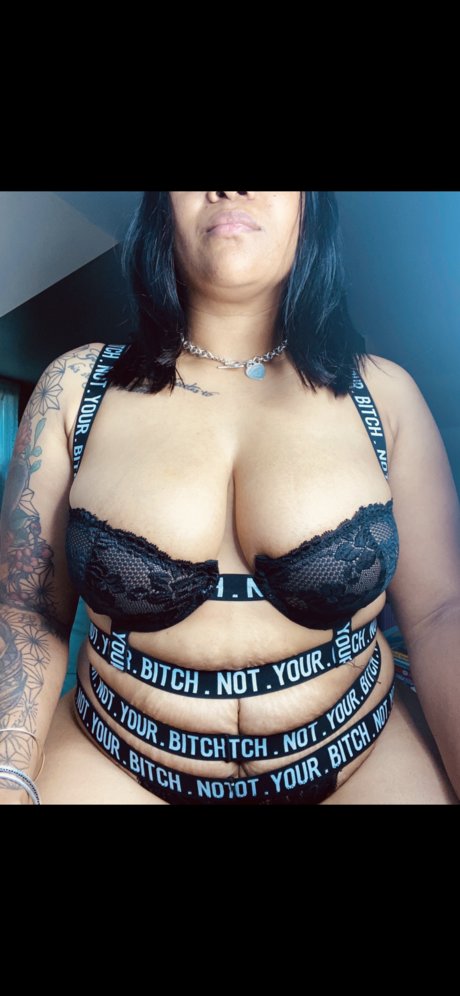 Nahá fotka uniklých OnlyFans od Amazinali