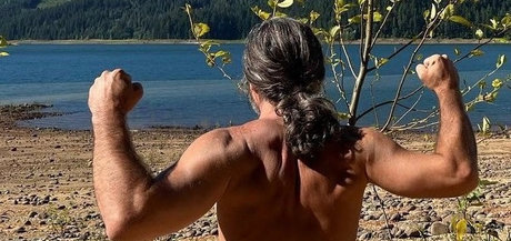 Naken läckt OnlyFans-bild av Swingy