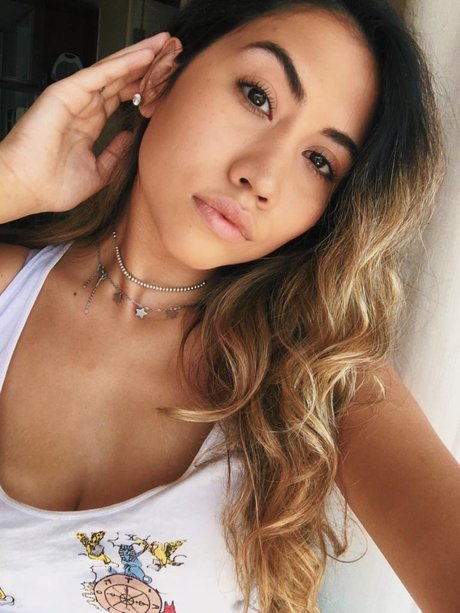 Naken lekkede OnlyFans-bilde av Lady