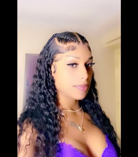 Naken lekkede OnlyFans-bilde av Throat Goat