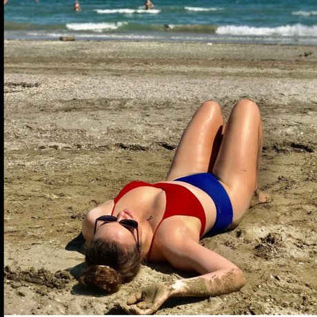 Naken läckt OnlyFans-bild av Kateina Matokov