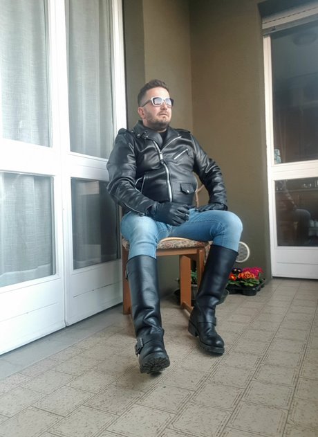 Titanoleather