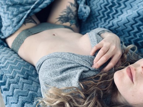 Nahá fotka uniklých OnlyFans od Feeygirl