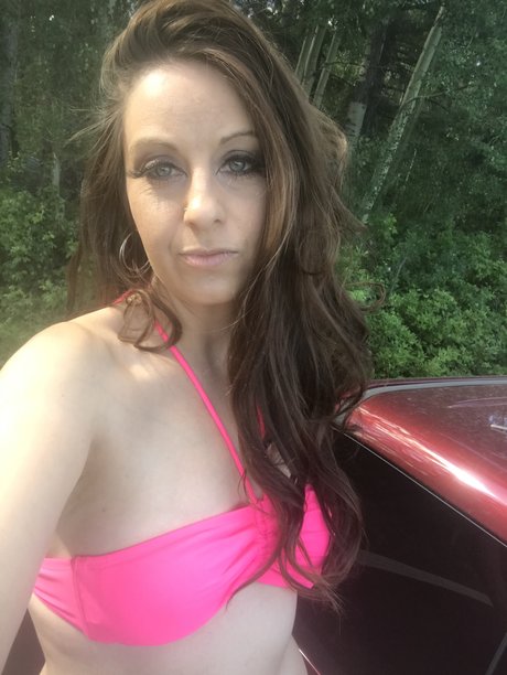 Naken lekkede OnlyFans-bilde av Trista Rayne