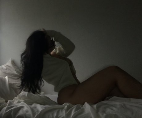 Nahá fotka uniklých OnlyFans od Stacys Mom