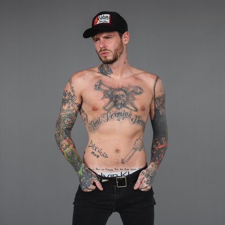 Naken lekkede OnlyFans-bilde av Pinche Chris