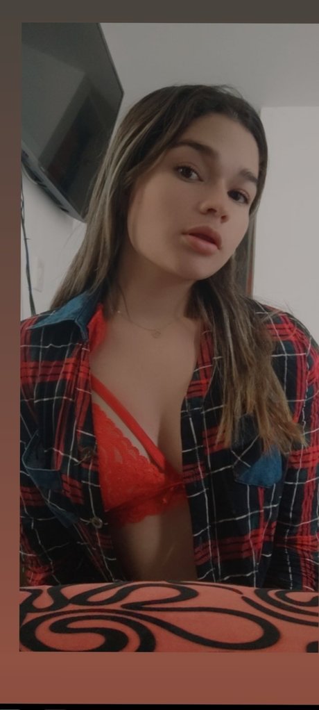 Naken lekkede OnlyFans-bilde av Maimolares