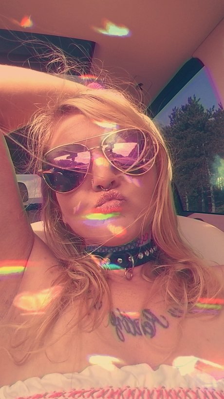 Naken lekkede OnlyFans-bilde av Moonbaby 