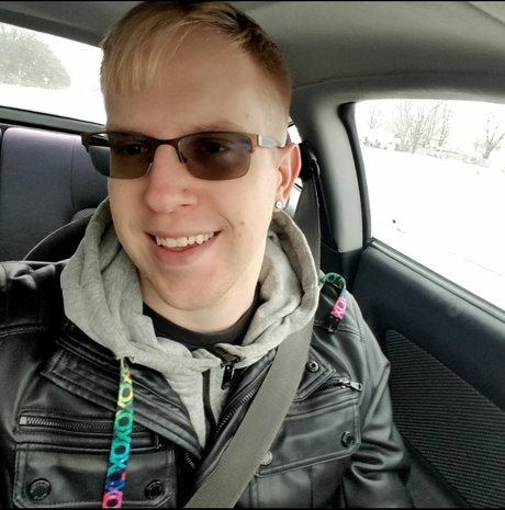 Naken lekkede OnlyFans-bilde av Tpg