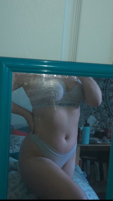 Naken lekkede OnlyFans-bilde av Tiffany Jo