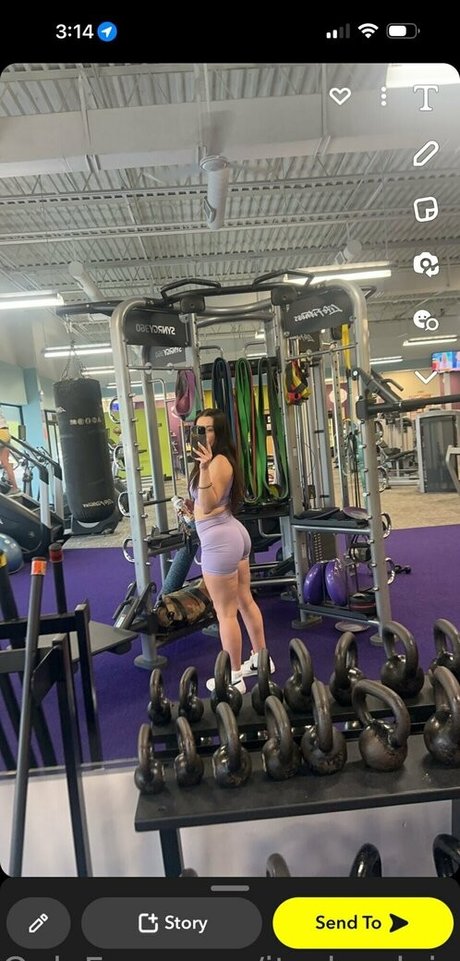 Обнаженная фотография утечки OnlyFans от Itsclaraleighh
