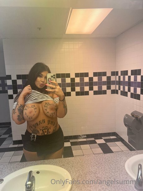 Goth Angel Summer OnlyFans泄露裸照