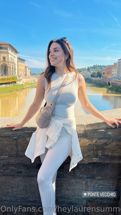 Foto desnuda filtrada de OnlyFans de Lauren Summer