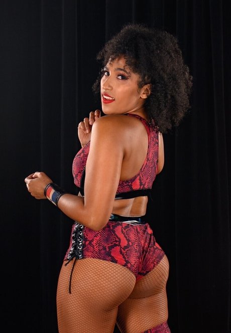 Marti Belle