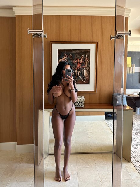 Nacktes geleaktes OnlyFans-Foto von Aubree Rene