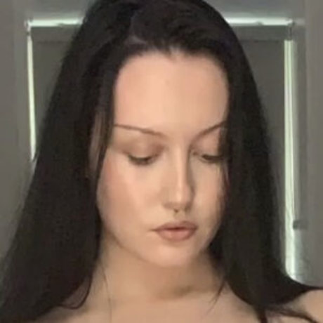 Naken lekkede OnlyFans-bilde av Mk