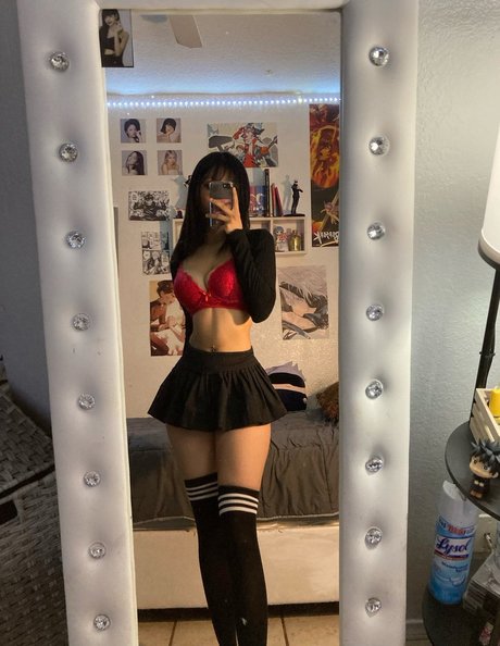 Nahá fotka uniklých OnlyFans od D00mlee