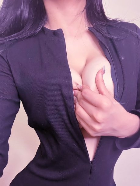 Nahá fotka uniklých OnlyFans od D00mlee