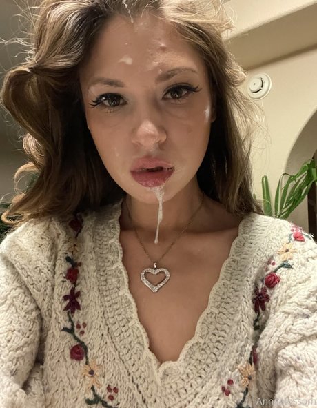 Foto di nudo di fuga di OnlyFans di Anna Blossom
