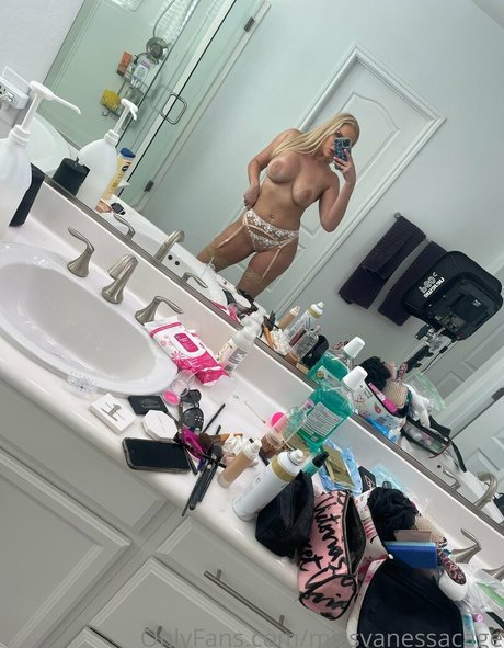 Vanessa Cage