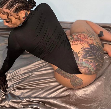 Nahá fotka uniklých OnlyFans od Megan