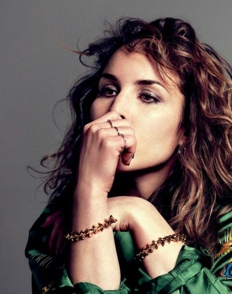 Noomi Rapace