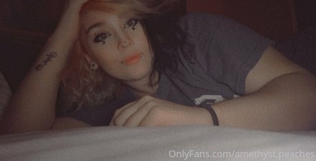 Nahá fotka uniklých OnlyFans od Nogitsunespice
