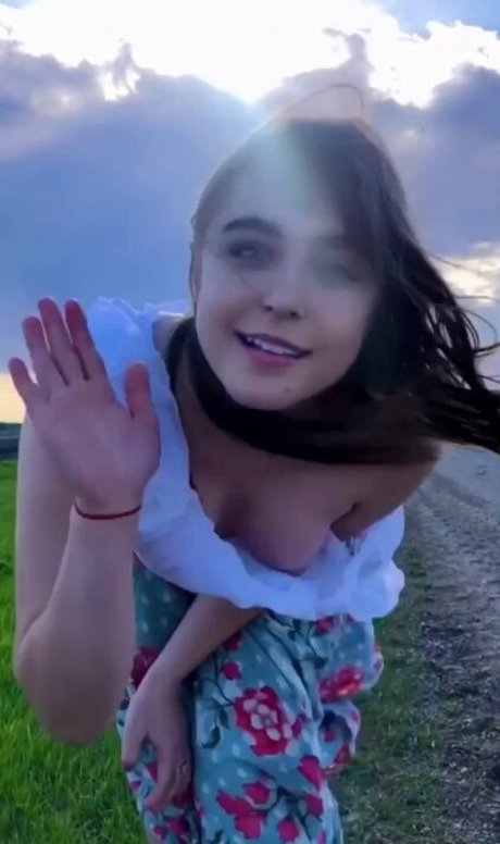 Nacktes geleaktes OnlyFans-Foto von Charlotte Winslow