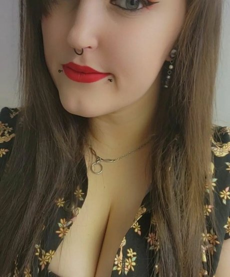 Naakte gelekte OnlyFans-foto van Evrydayswdnsday
