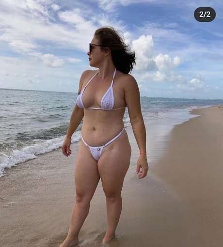 Обнаженная фотография утечки OnlyFans от Elisangelafs
