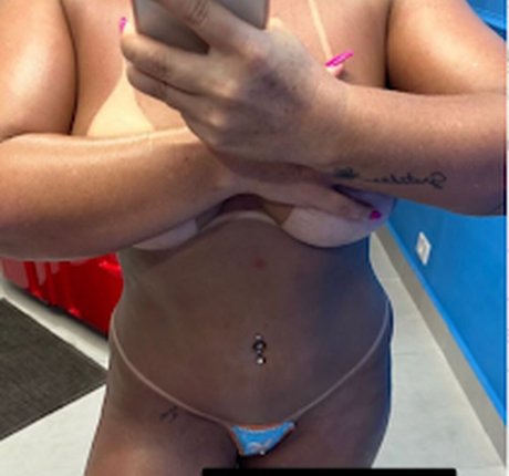 Nahá fotka uniklých OnlyFans od Mara Prado
