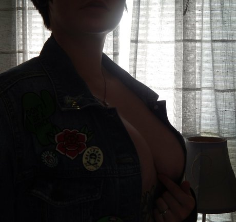 Naomistarr  nude leaked OnlyFans photo