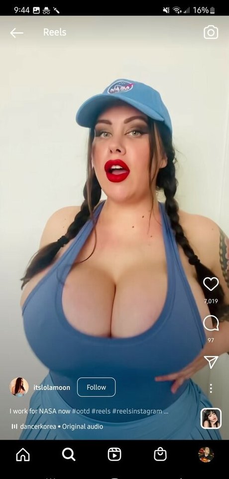 Foto di nudo di fuga di OnlyFans di Lolamoon1995
