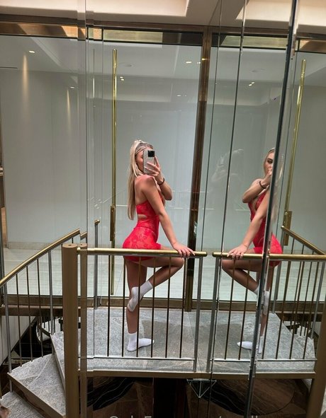 Noelleeexoxo  nude leaked OnlyFans photo
