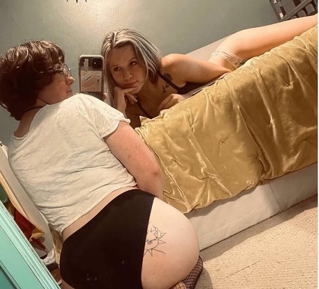 Foto desnuda filtrada de OnlyFans de Shwayze Babes