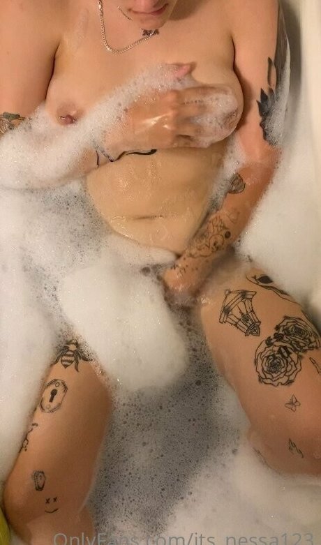 Nahá fotka uniklých OnlyFans od Itsnessa123