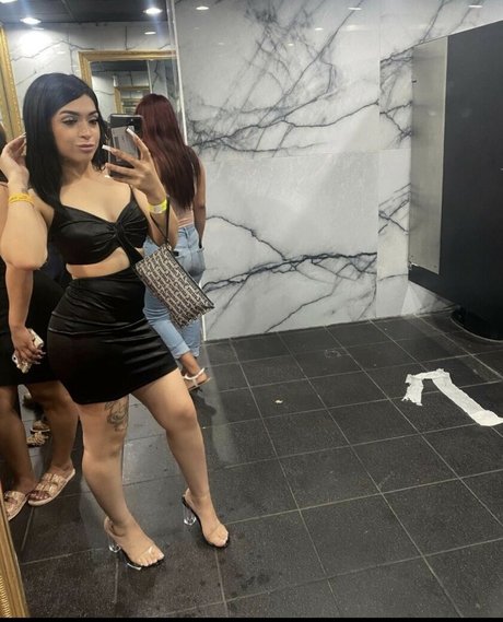 Alaston vuotanut OnlyFans-kuva Jenny215