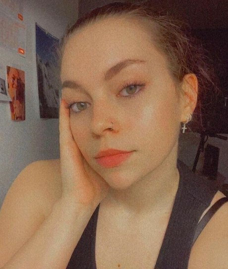 Nagie wyciekłe zdjęcie OnlyFans od Anna Mungenast