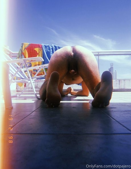 Photo nue de fuite OnlyFans de Dotpajero