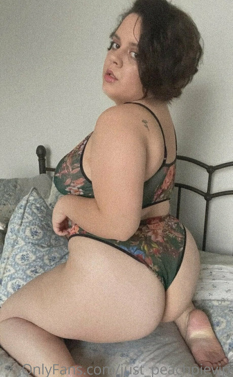 Justpeachpievip
