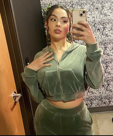 Foto desnuda filtrada de OnlyFans de Rylee Gee