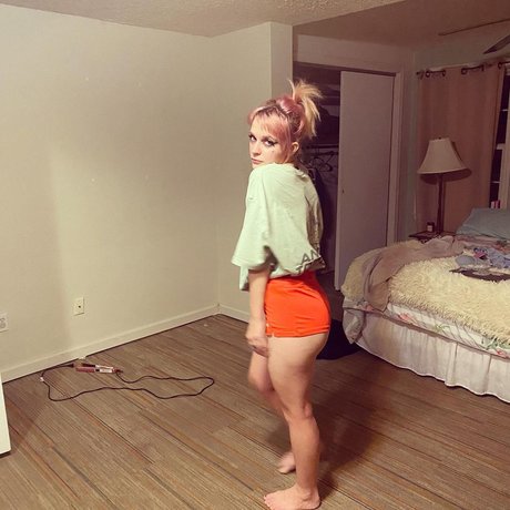 Bonnie Grace