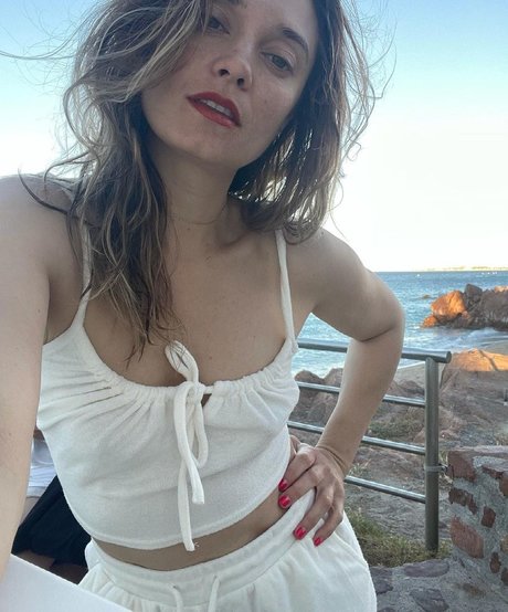 Naken lekkede OnlyFans-bilde av Spencer Grammer