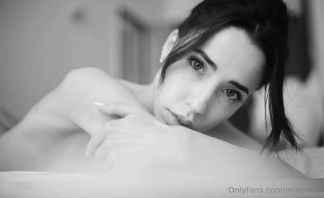 Foto di nudo di fuga di OnlyFans di Miaowen