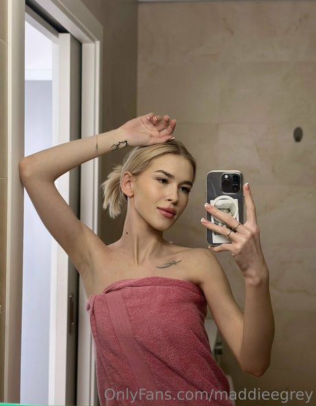 Maddieegrey