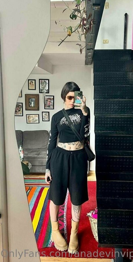 Nahá fotka uniklých OnlyFans od Anadevinvip