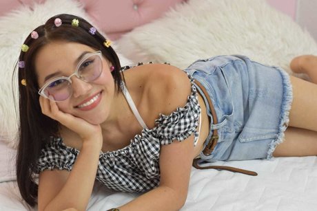 Naken lekkede OnlyFans-bilde av Sophi Daniels
