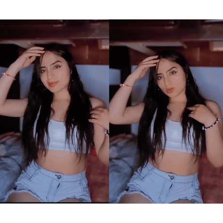 Naken lekkede OnlyFans-bilde av Nana