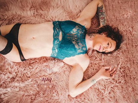 Naken lekkede OnlyFans-bilde av Rosiedoll