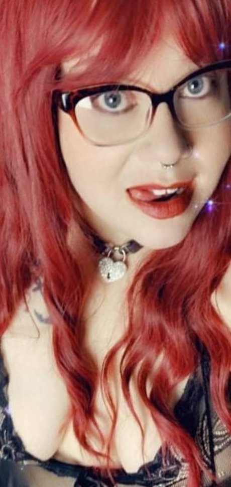 Nahá fotka uniklých OnlyFans od Quinn Wilde